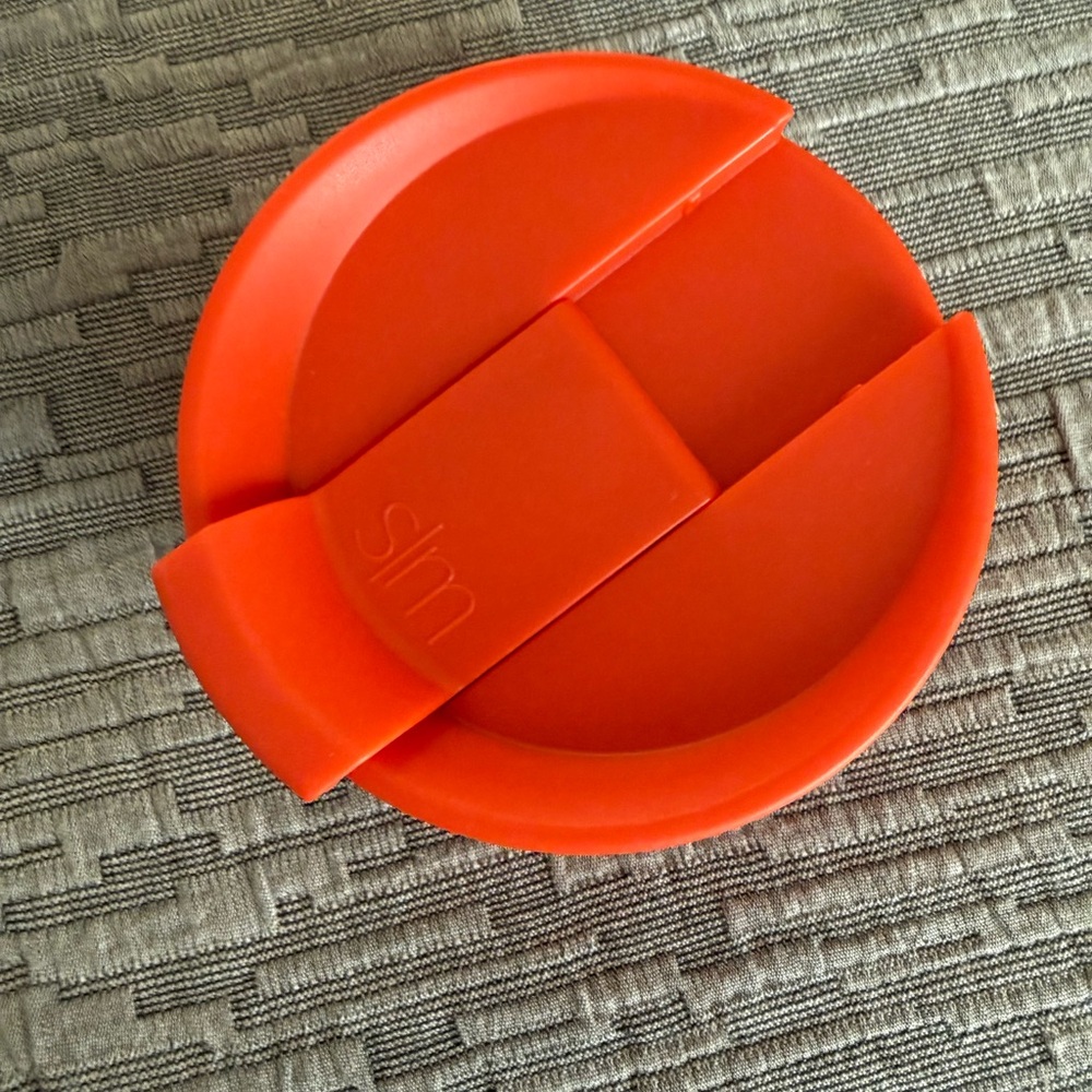 S/M simple modern orange flip lid